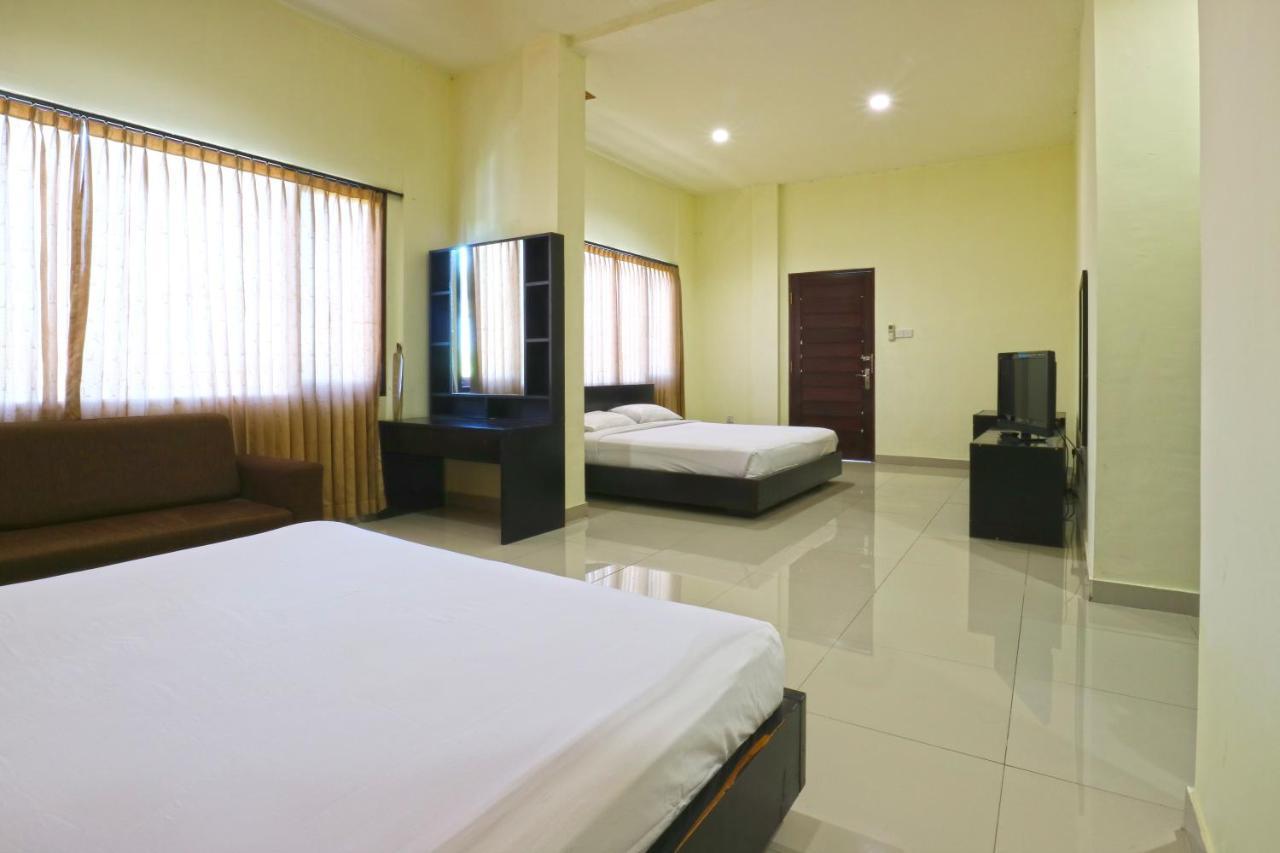 Prima Inn Kuta Lombok Exterior foto