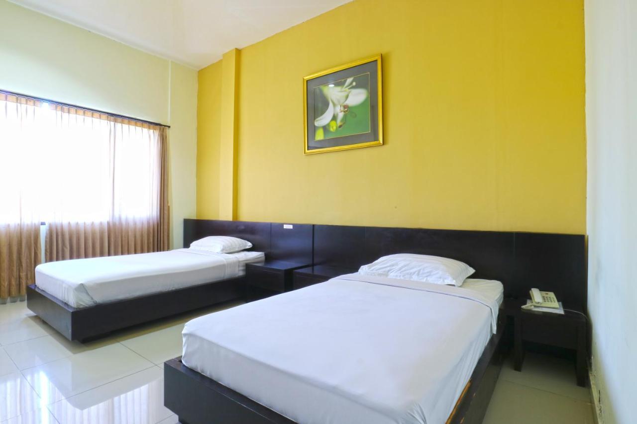 Prima Inn Kuta Lombok Exterior foto