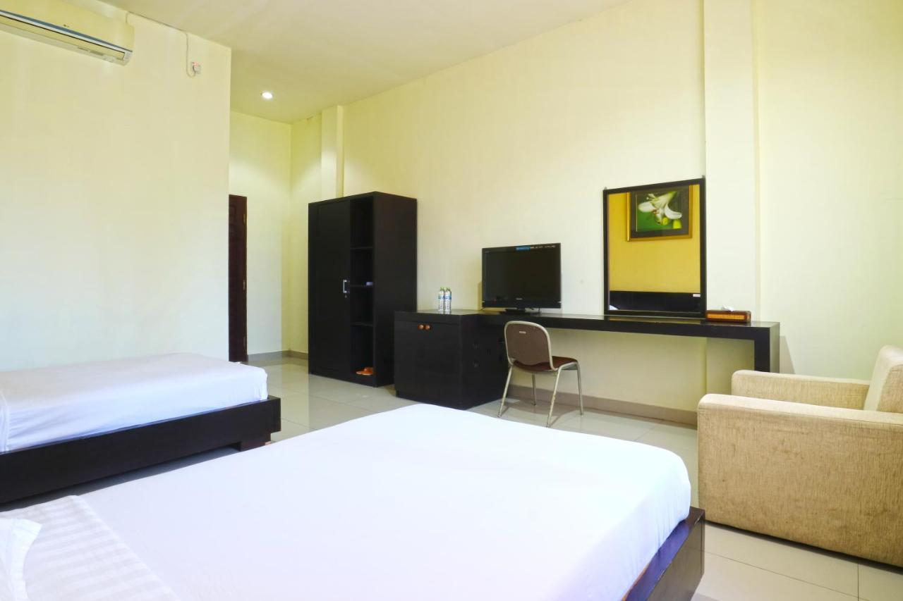 Prima Inn Kuta Lombok Exterior foto